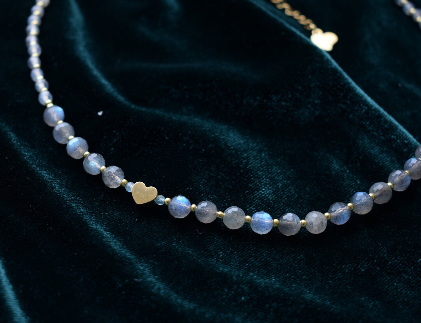 Labradorite Necklace with Heart Bead - Crystal Choker Jewelry Gift for Her