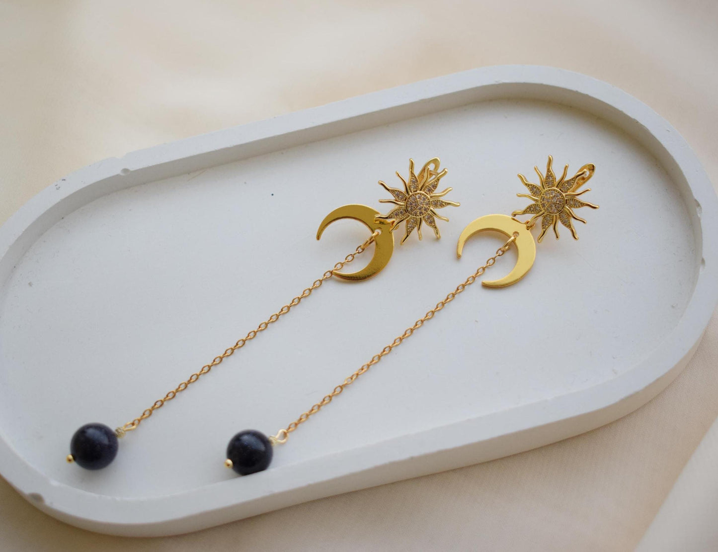 Aventurine Sun and Moon Long Chain Earrings – Gold Jewelry Gift for Women