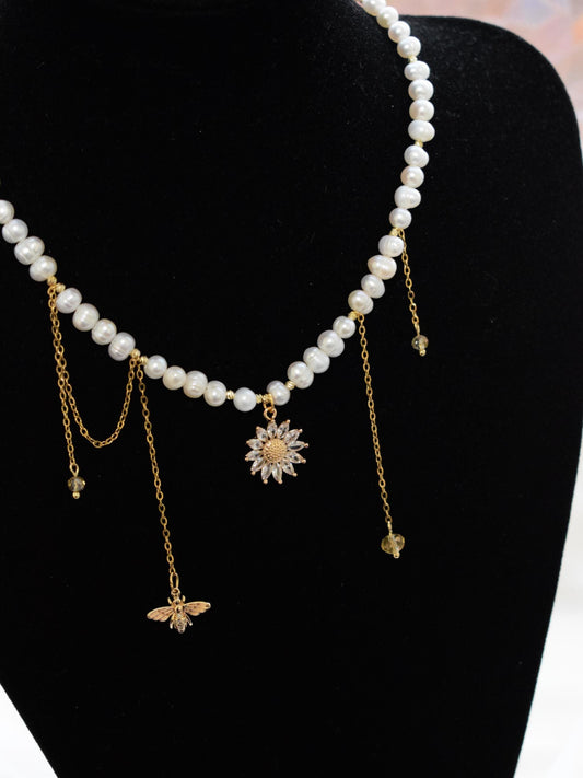 Freshwater Pearl Choker Necklace – Bee and Sunflower Minimalist Jewelry Gift