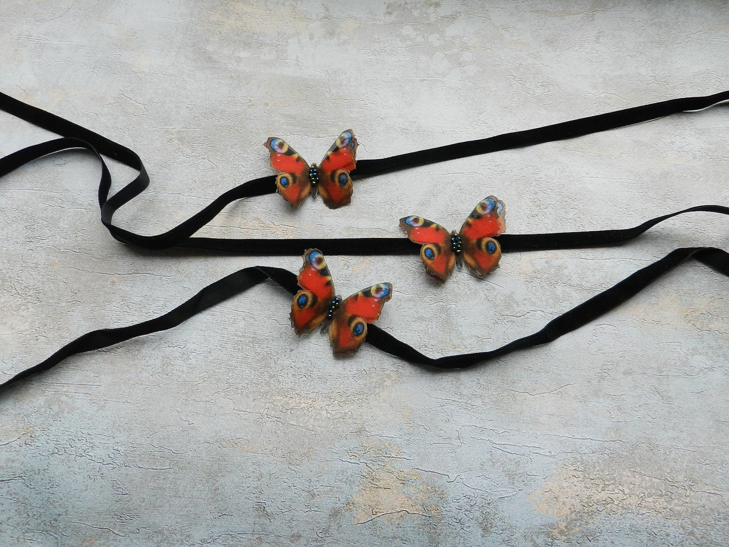 Silk Peacock eye butterfly choker necklace