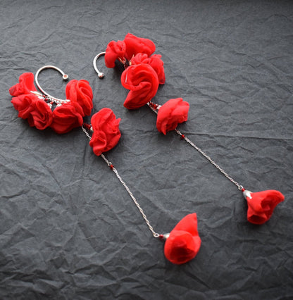 Ear cuff no piercing red silk flowers